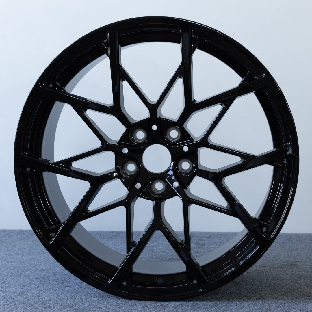 Forged wheel hub compatible with BMW models