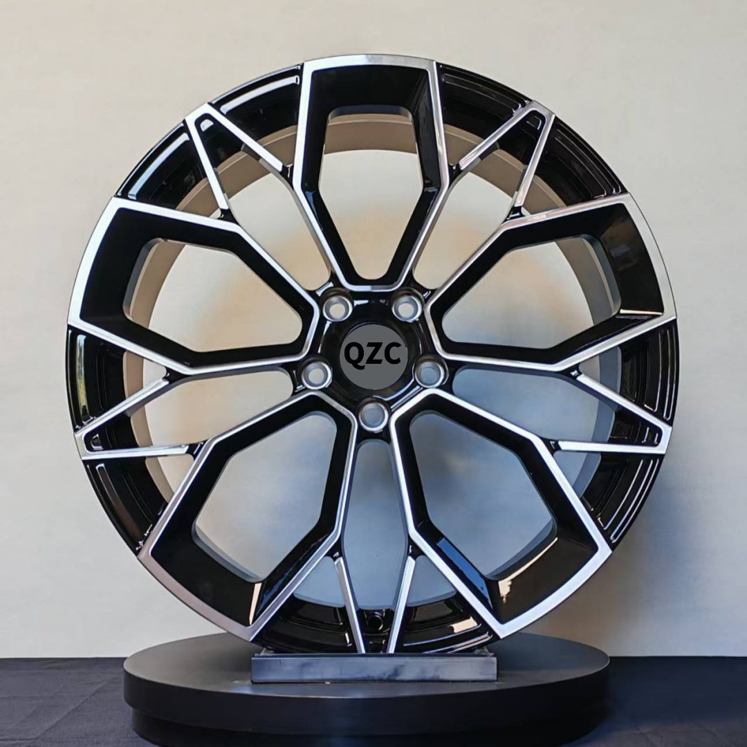 Customized forged wheel hub